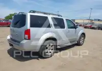 2012 Nissan PATHFINDER photo