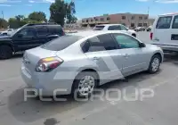 2012 Nissan ALTIMA photo