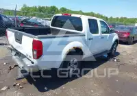 2012 Nissan FRONTIER фото