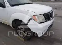 2012 Nissan FRONTIER фото