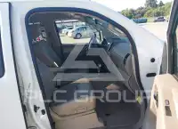 2012 Nissan FRONTIER фото