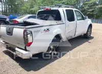 2012 Nissan FRONTIER фото