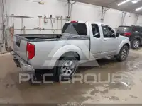 2012 Nissan FRONTIER фото
