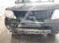 2012 Nissan FRONTIER фото