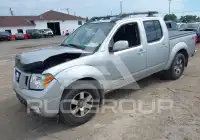 2012 Nissan FRONTIER фото