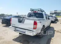 2012 Nissan FRONTIER фото