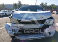 2012 Nissan FRONTIER фото