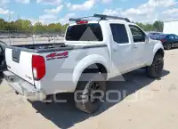 2012 Nissan FRONTIER фото