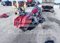 2012 Harley-Davidson FLD фото