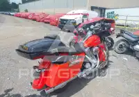 2012 Harley-Davidson FLHX фото