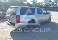 2012 Chevrolet Suburan photo