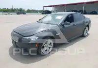 2012 BMW 550 фото