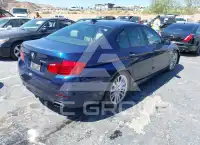 2012 BMW 550 фото