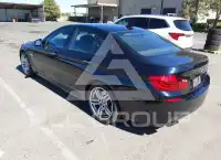 2012 BMW 550 фото