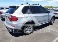 2012 BMW X5 фото