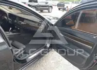 2012 BMW 750 photo