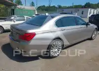 2012 BMW 750 photo