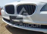 2012 BMW 750 фото