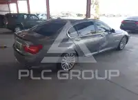 2012 BMW 750 фото