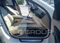 2012 BMW 750 фото