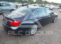 2012 BMW 750 фото