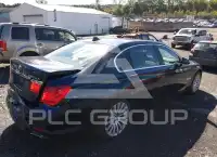 2012 BMW 750 фото