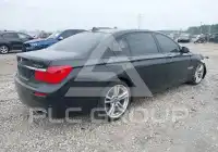 2012 BMW 750 photo