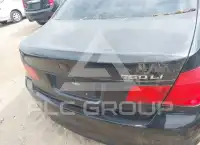 2012 BMW 750 фото