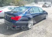 2012 BMW 750 фото