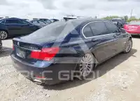 2012 BMW 750 photo