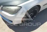 2012 BMW 750 photo