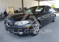 2012 BMW 528 photo