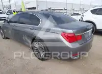 2012 BMW 740 фото