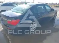 2012 BMW 740 фото