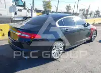 2012 Jaguar XF photo