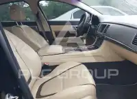 2012 Jaguar XF фото
