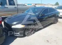 2012 Jaguar XJ photo