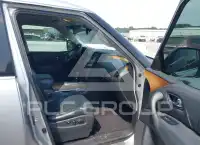 2012 Infinity QX56 photo