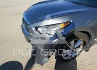 2012 Infinity FX35 photo