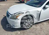 2012 Infinity G37 фото