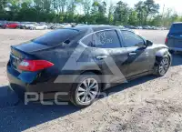 2012 Infinity M37 photo