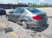 2012 Infinity G25 photo
