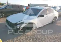 2012 Infinity G25 photo