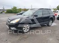 2012 Subaru Outback photo
