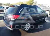 2012 Subaru Outback photo