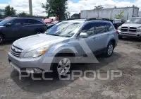 2012 Subaru Outback фото