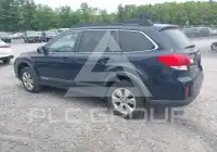 2012 Subaru Outback photo
