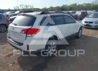 2012 Subaru Outback photo