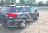 2012 Subaru Outback фото