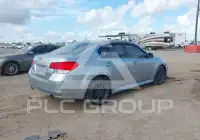 2012 Subaru Legacy фото